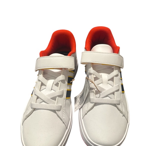 Adidas x Disney Kids Mickey Mouse Special edition size 6 NIB NEW - Picture 5 of 7